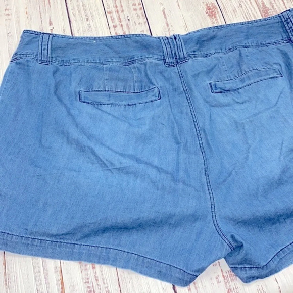Torrid denim chambray shorts size 20 - Picture 6 of 8